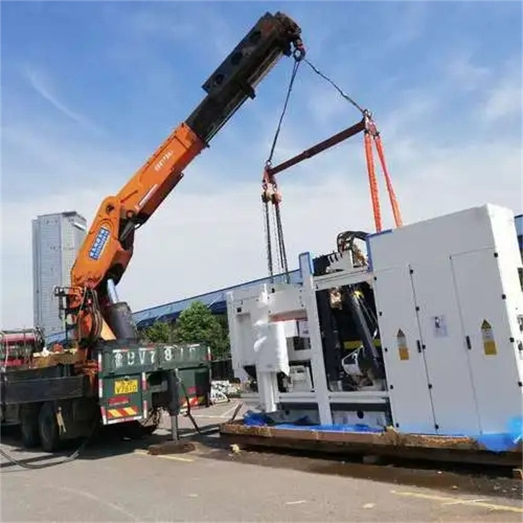 青秀附近小吊车联系方式|8-16吨|本地及时服务