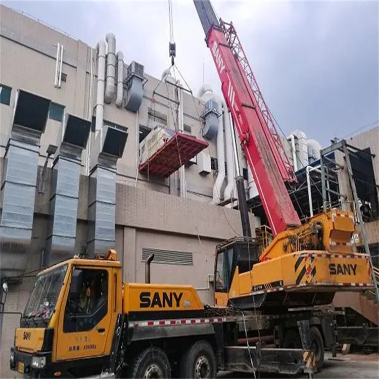 青秀一百吨吊车吊臂多长